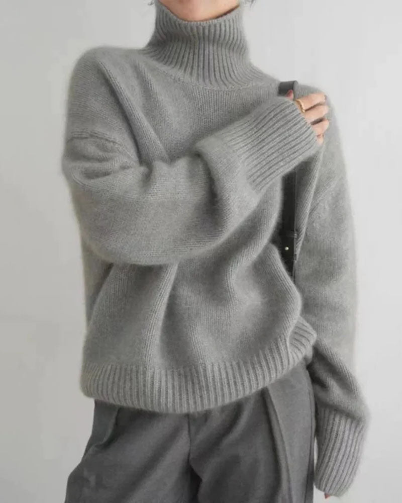 Oversized Turtleneck Cashmere Sweater