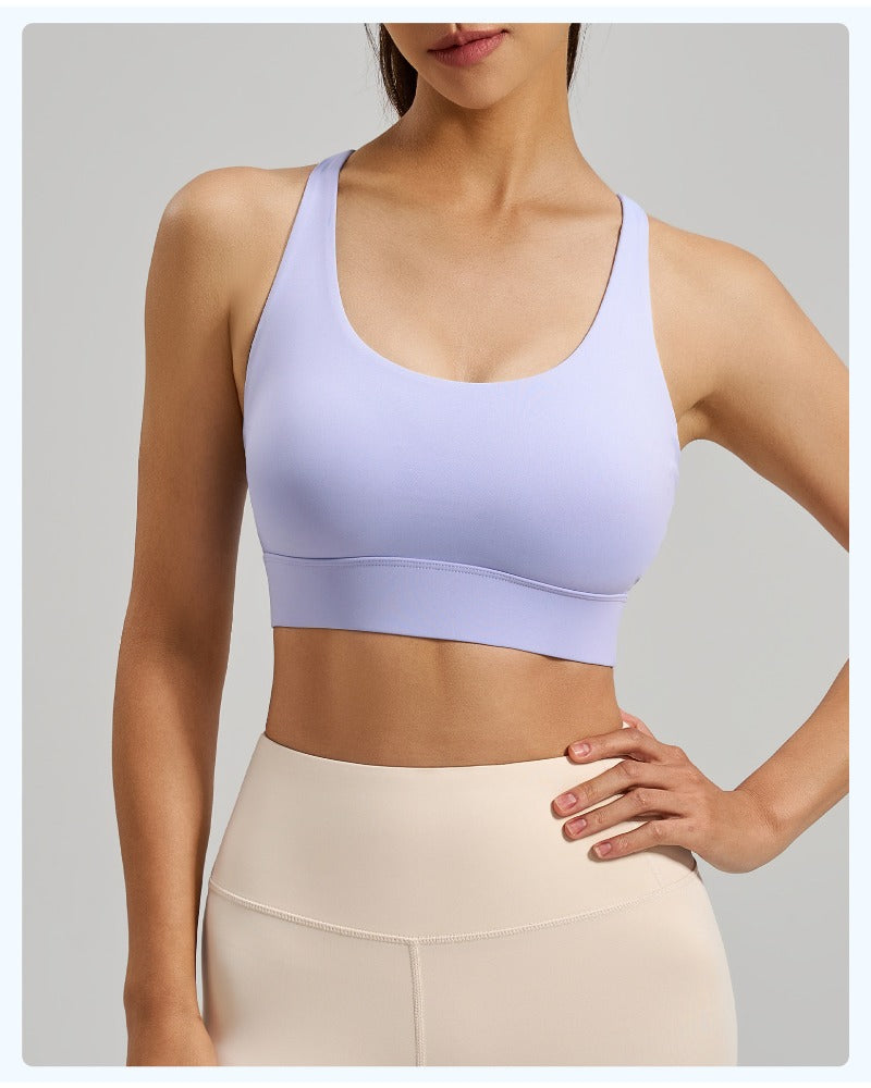One-piece shockproof gathering sports bra