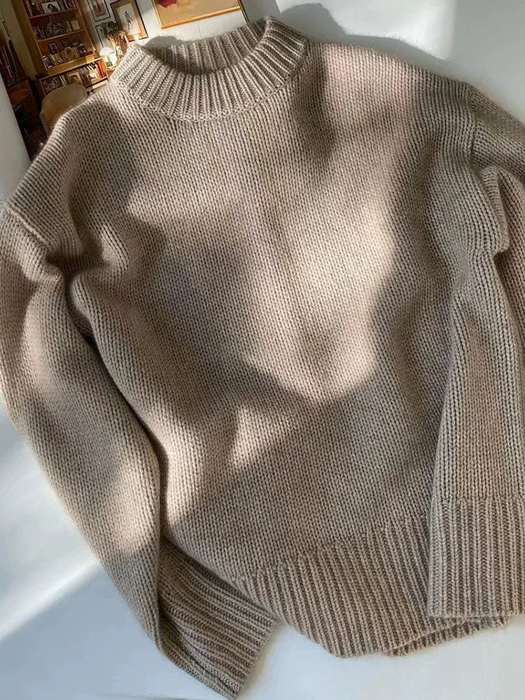 Round Neck Loose Cashmere Sweater