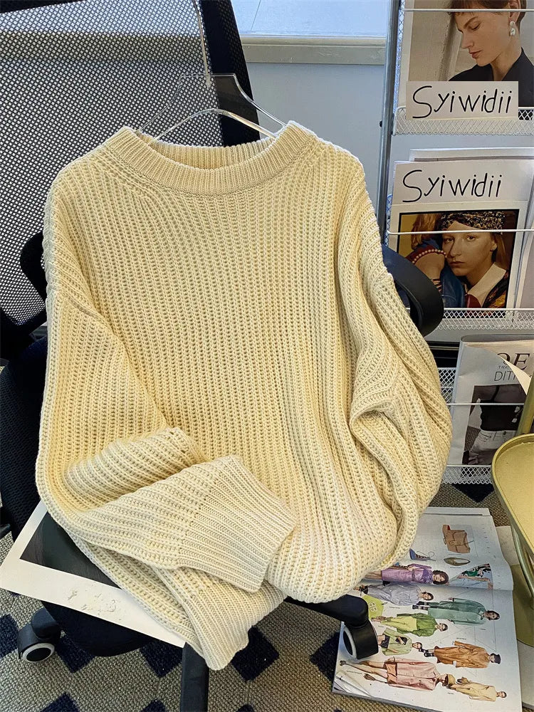 Round-Neck Oversized Knitted Pullover