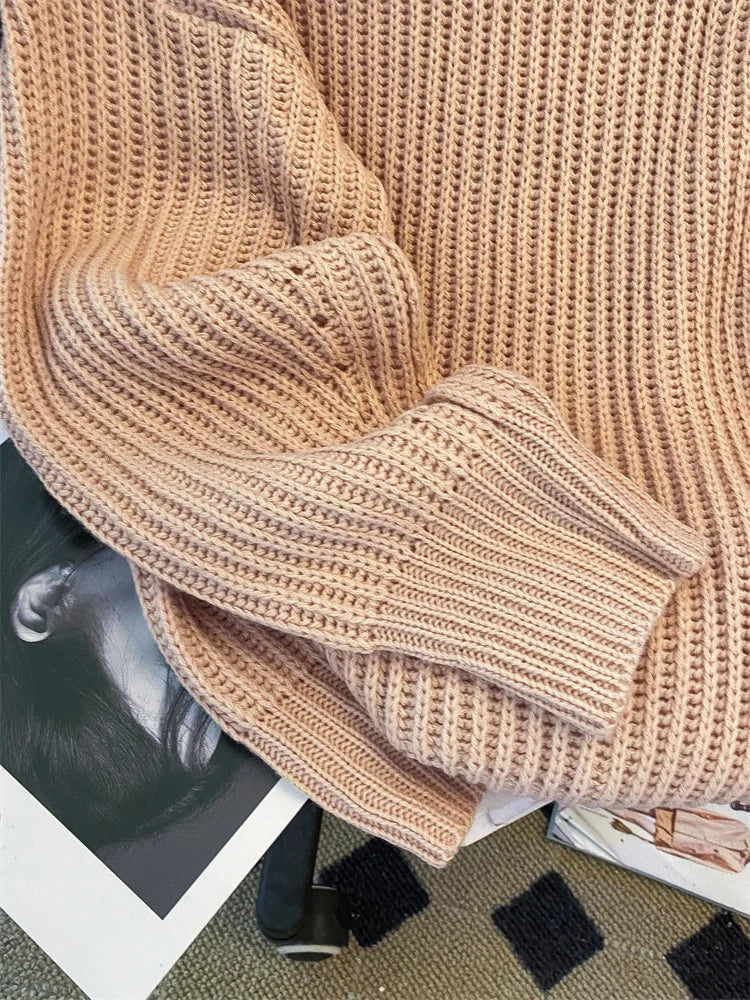 Round-Neck Oversized Knitted Pullover
