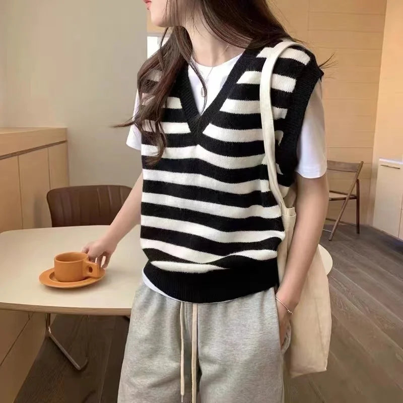 Vintage Striped V-Neck Pure Wool Knitted Waistcoat