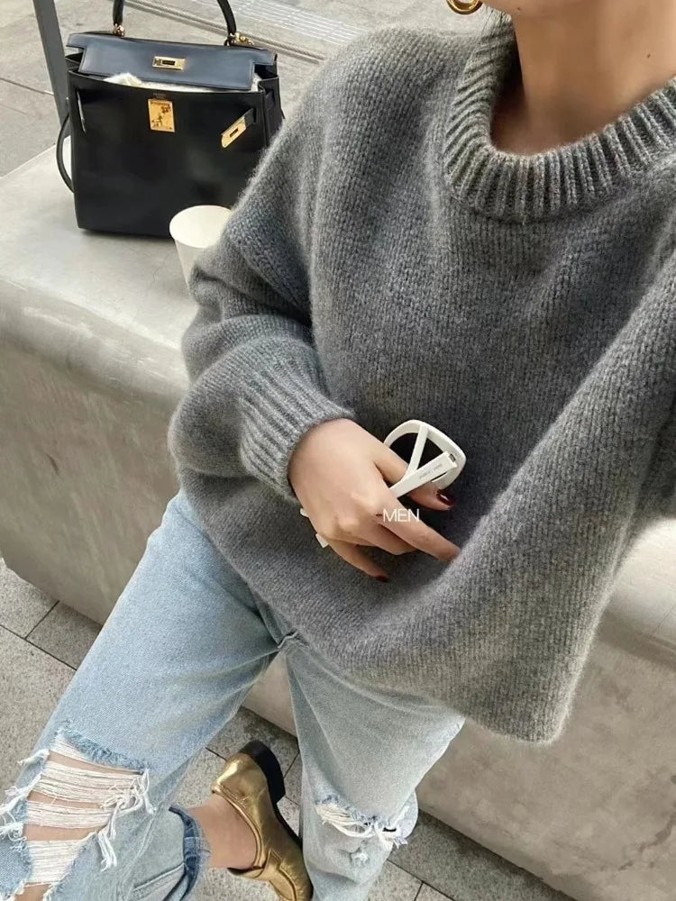 Round Neck Loose Cashmere Sweater