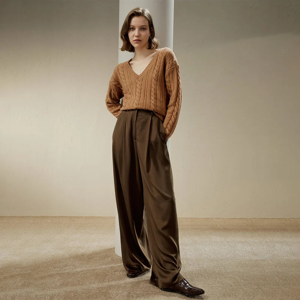 Wool-Cashmere Cable-Knit V Neck Pullover