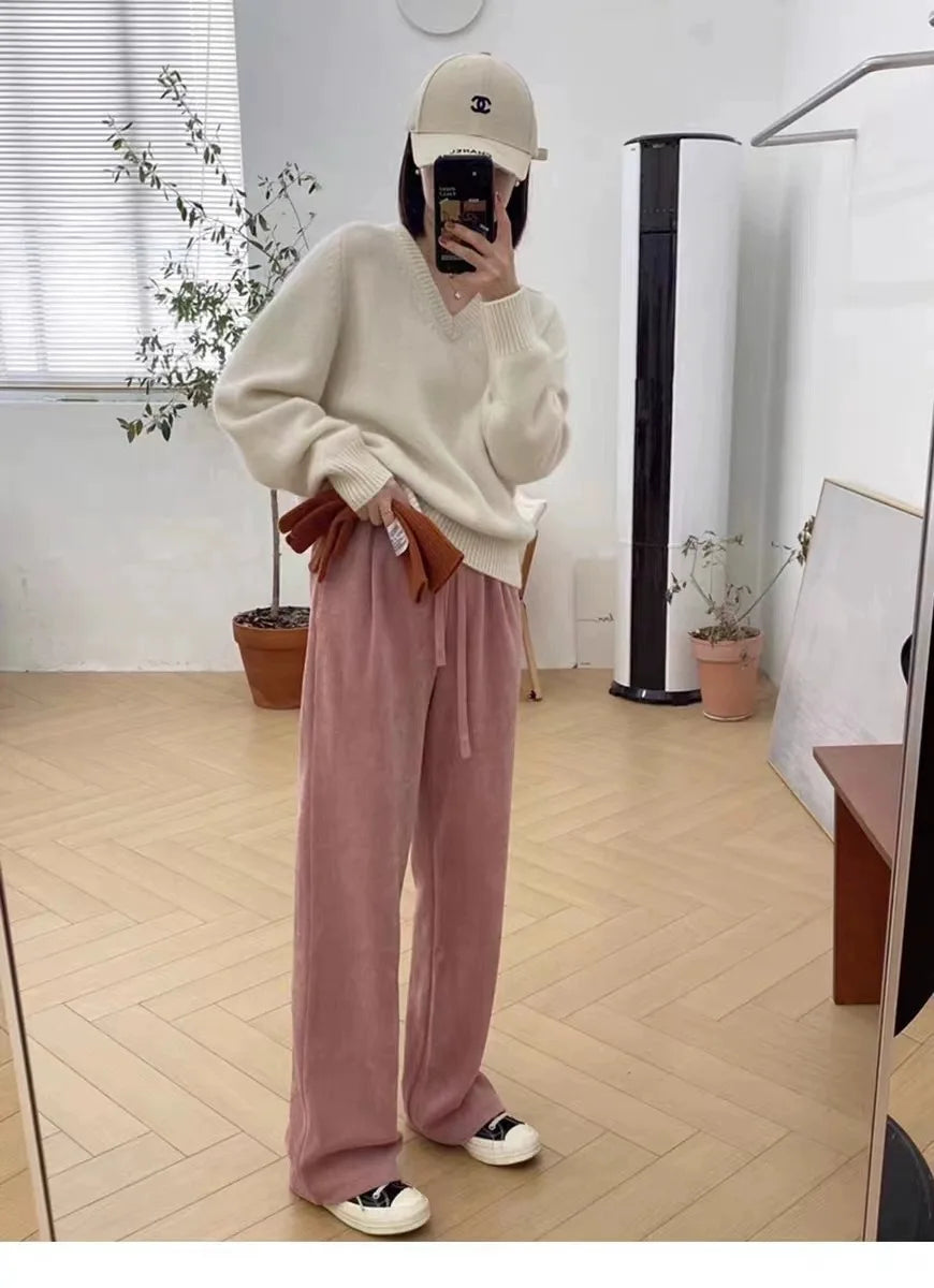 Gentle Herd V-Neck 100% Cashmere Sweater