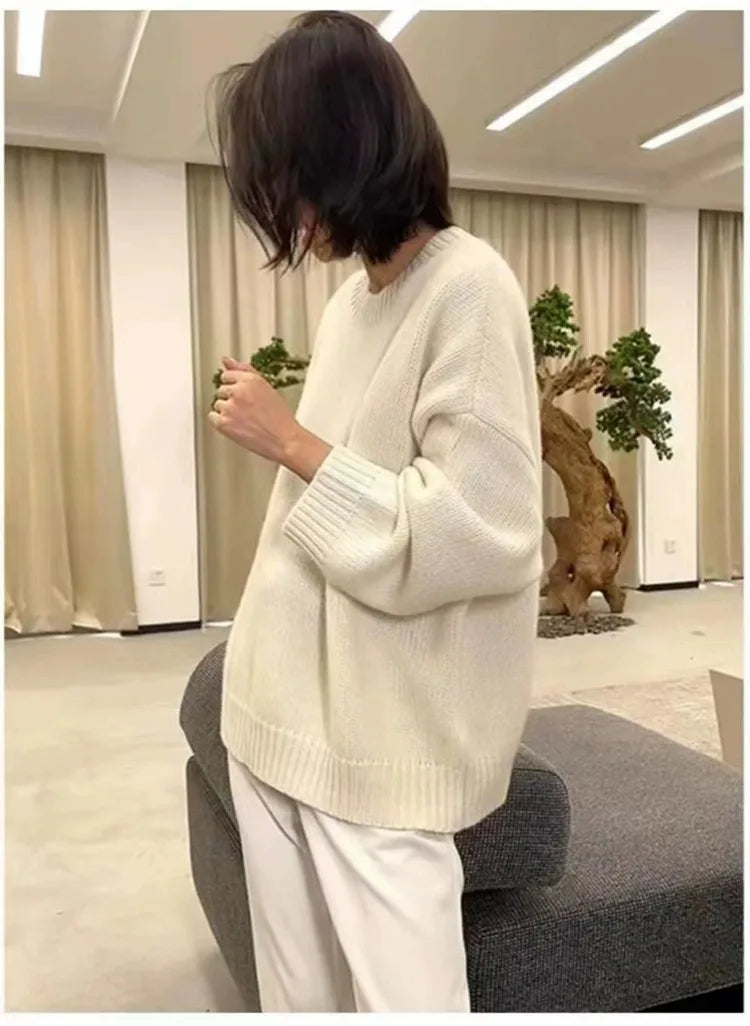 Round Neck Loose Cashmere Sweater