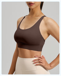 One-piece shockproof gathering sports bra