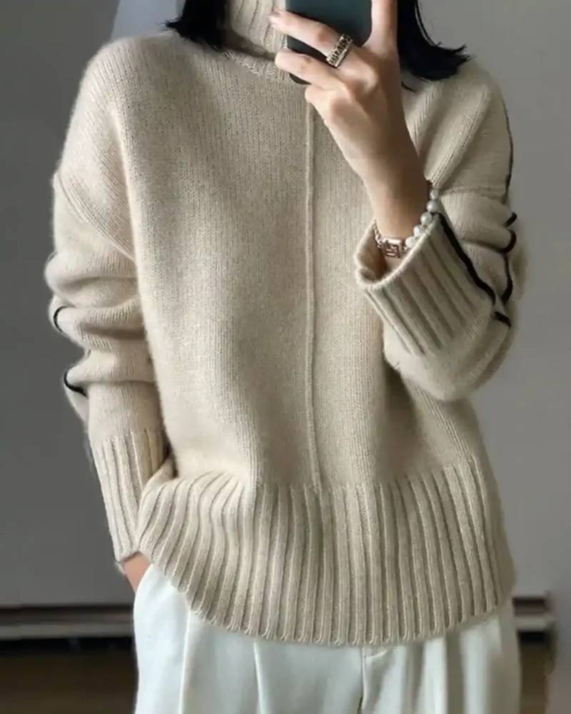 Cashmere Wool Blended Turtleneck Sweater