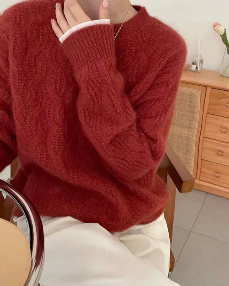 Crew Neck Cable Knit Cashmere Sweater