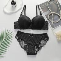 Comfortable Gathering Adjustment Lace Underwear Set