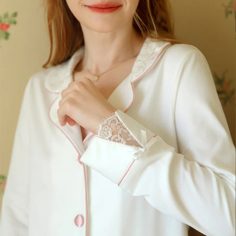 White / L