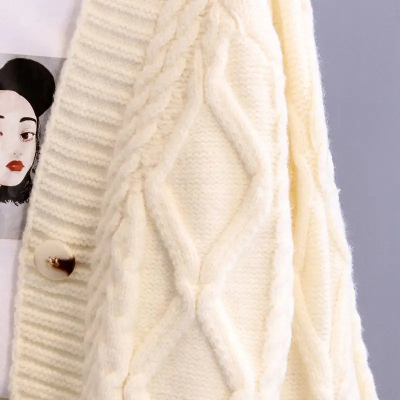 Twist Short V-Neck Single-breasted Knitted Cardigan