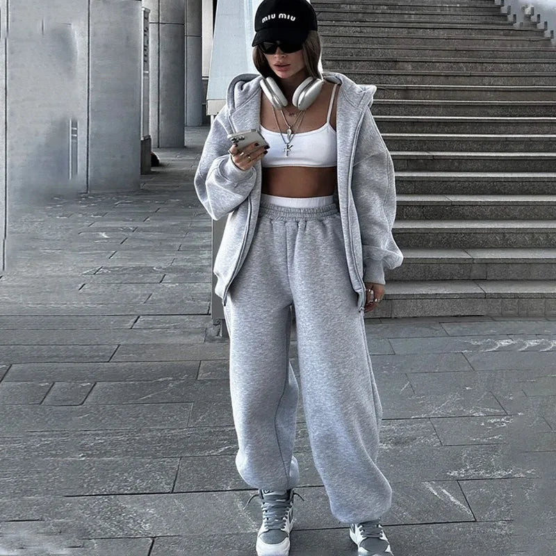 Gray / S