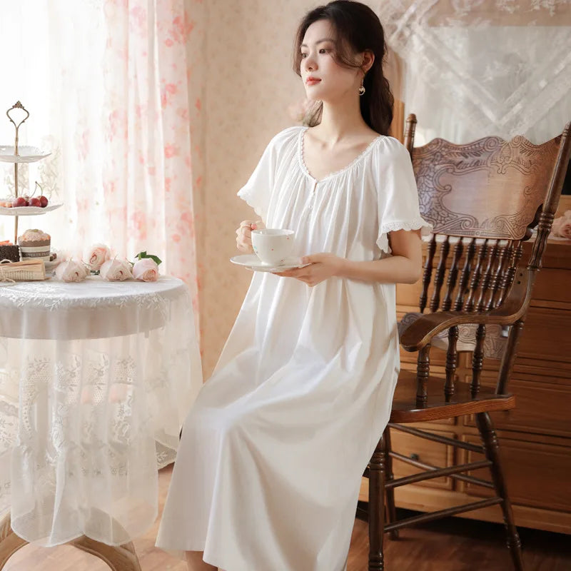 White / XL