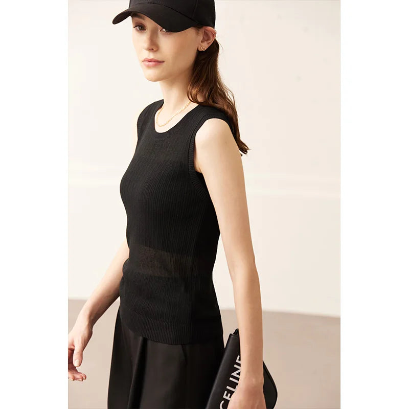 black / M