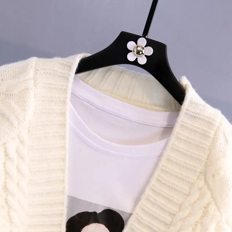 Twist Short V-Neck Single-breasted Knitted Cardigan